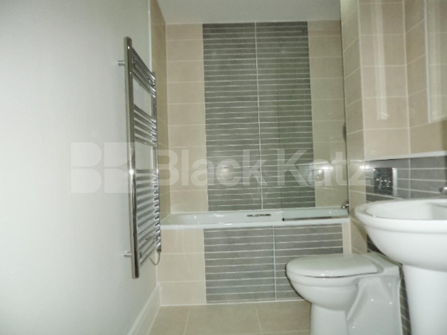 			New Instruction , 2 Bedroom, 1 bath, 1 reception Apartment			 Camberwell New Road , Oval/Camberwell